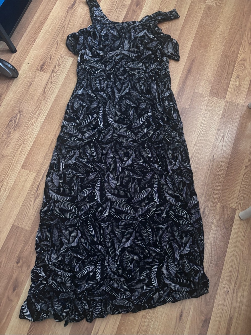 Black Leaf-Print Cold Shoulder Maxi Dress